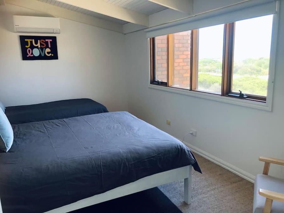 Peterborough Beach House Экстерьер фото