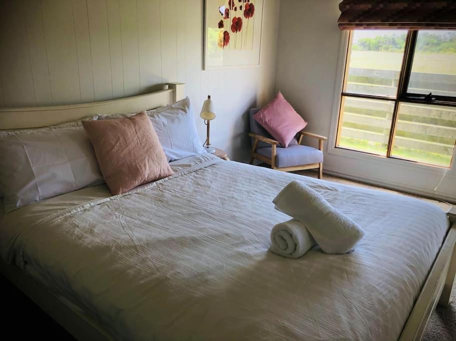 Peterborough Beach House Экстерьер фото